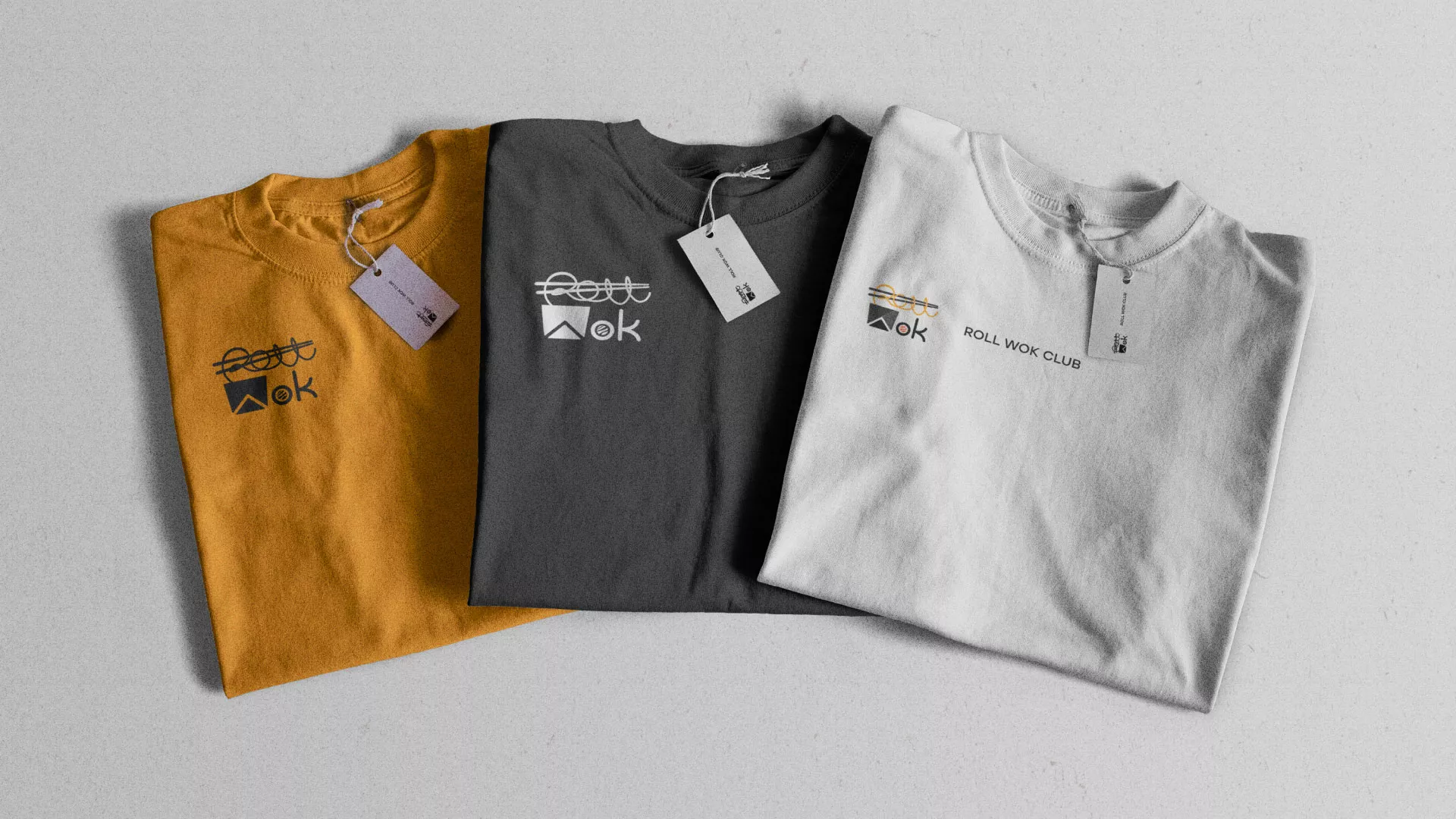 Разработка логотипа суши-бара «Roll Wok Club» в Рошале